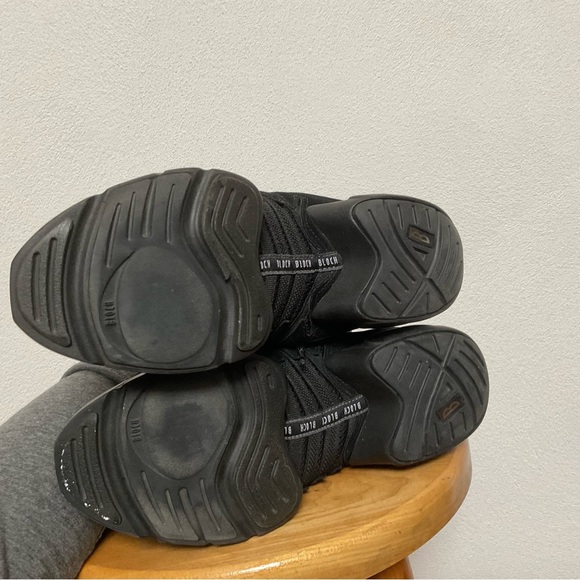 Bloch Adult Boost Mesh Black Canvas Dance Lace Up Sneakers Size 10.5 Studio - Picture 5 of 6